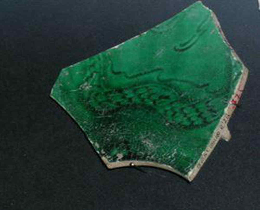 冯先铭先生采集的定窑“绿定”，现藏于故宫博物院.jpg