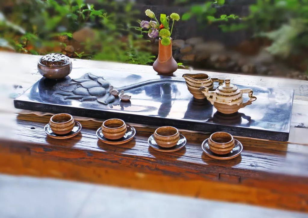 选茶器小窍门：土定粗瓷茶具，瓷胎透气，品茶更香(图1)